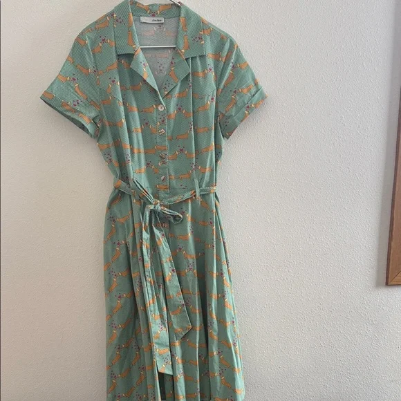 Women's Mint Green Short-Sleeve Shirt Dress with wiener dog smooches! - Picture 2 of 4